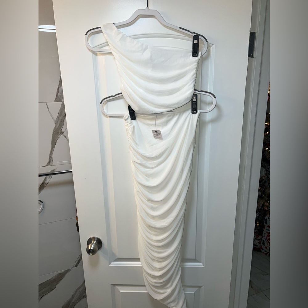 White sheer felt matching set- Half sleeve cropped top w/ long high wasted skirt